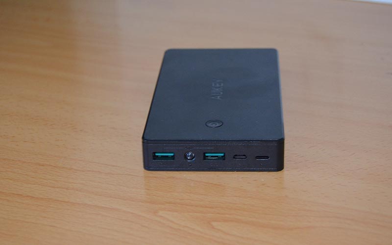 Bateria portatil 20.000 mAh AUKEY 2