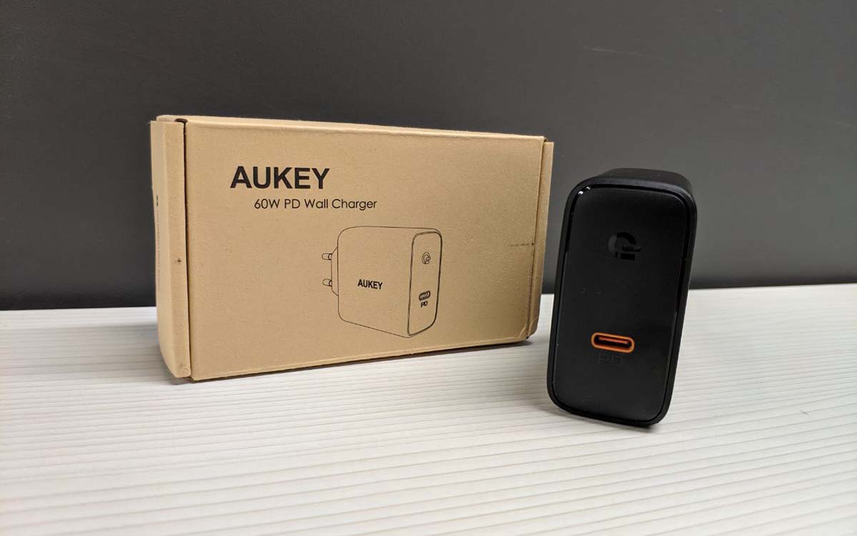 Cargador AUKEY 60W